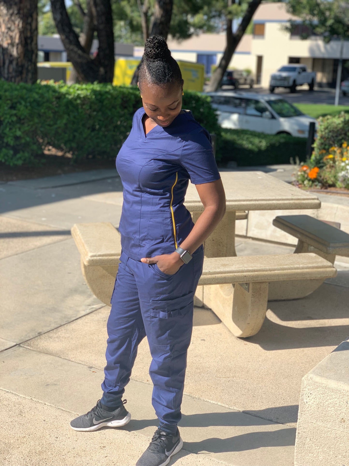 Yeama Navy Blue Jogger scrub set for women – Keepeekee Uniforms